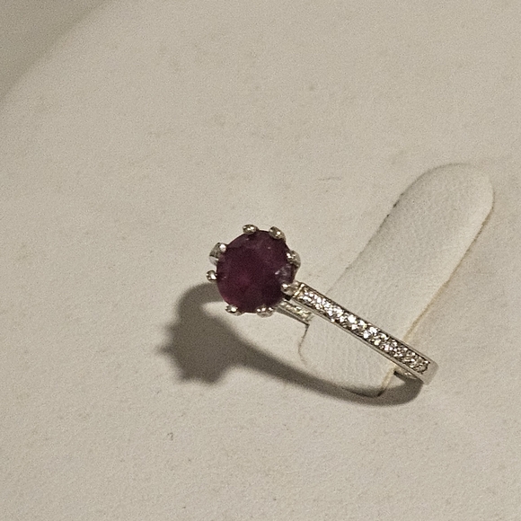 Natural Ruby Ring - Picture 5 of 7